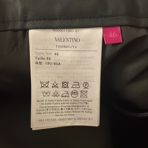 VALENTINO Black Nylon Cargo Pants With Valentino Stud Detail - Picture 8 of 11